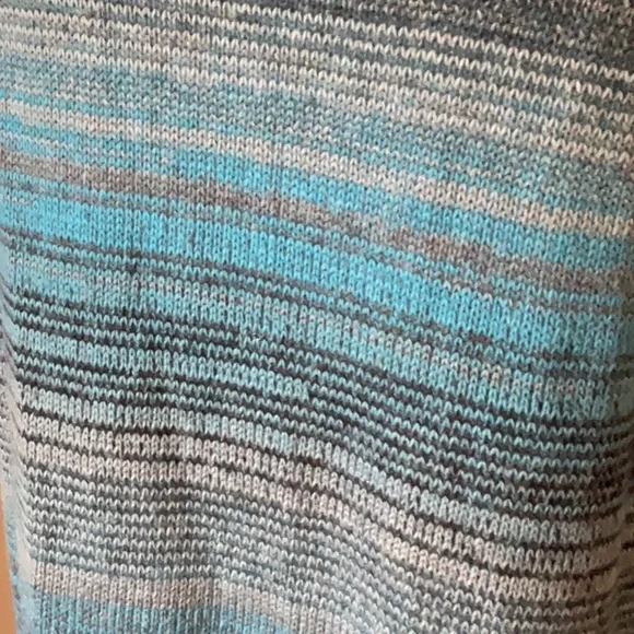 Baciano Brand Blue Gradient Sleeveless Cardigan with Fringe - Picture 7 of 7